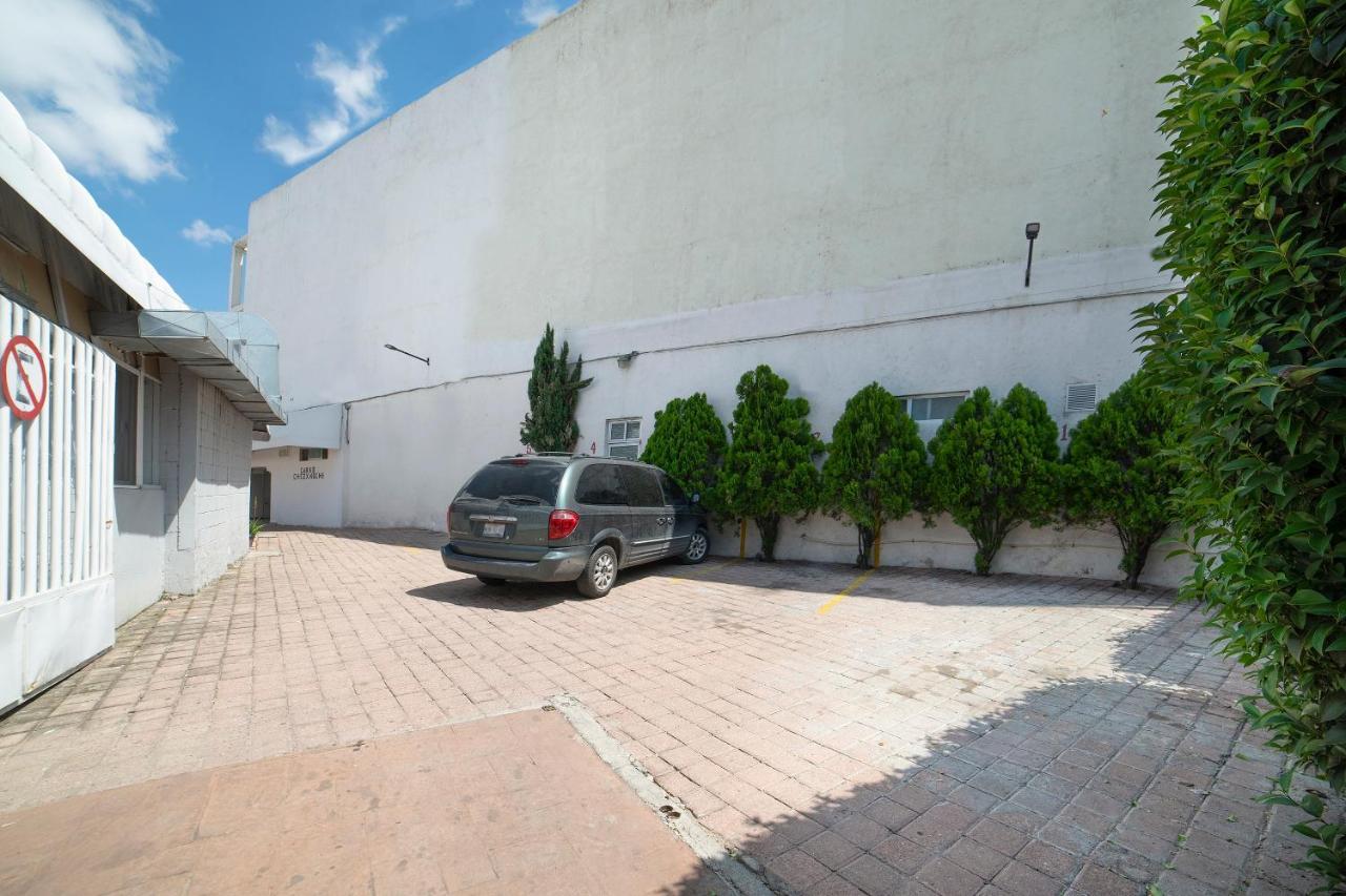 Hotel Amueblados San Isidro León Exteriér fotografie